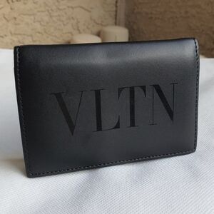Valentino Garavani VLTN Black Leather Slim Bifold Wmn Men's Wallet Made In Italy